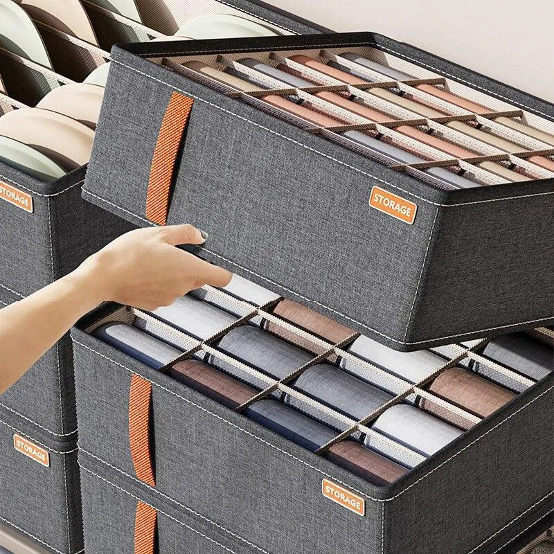 Collapsible Garments Storage Box