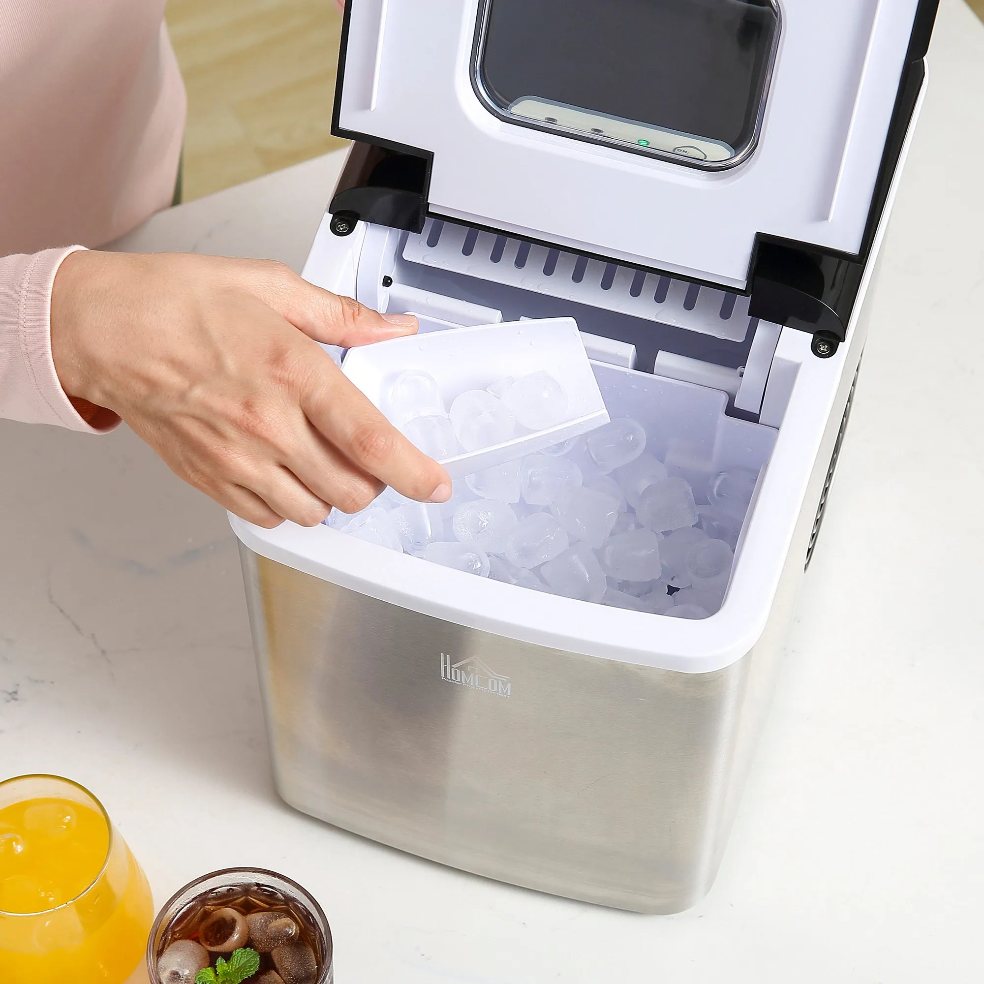 Ice Maker - Produces 12kg of bullet shaped ice cubes per day,