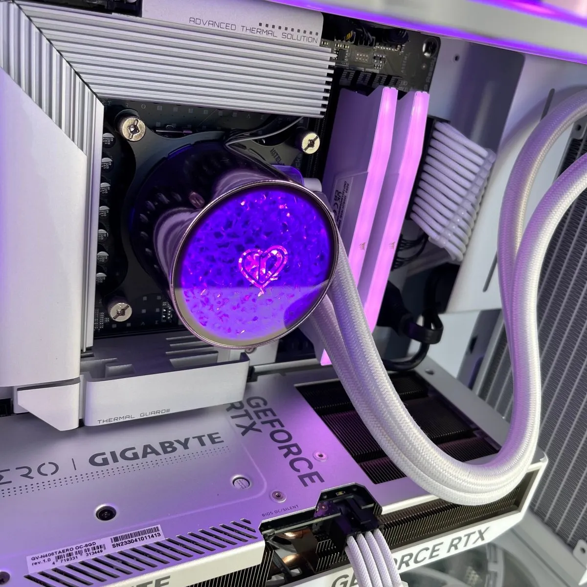 IGaming Ryzen 5/7 9700X | RTX 4060/4070 Ti | 32GB DDR5 | H5 Purflow