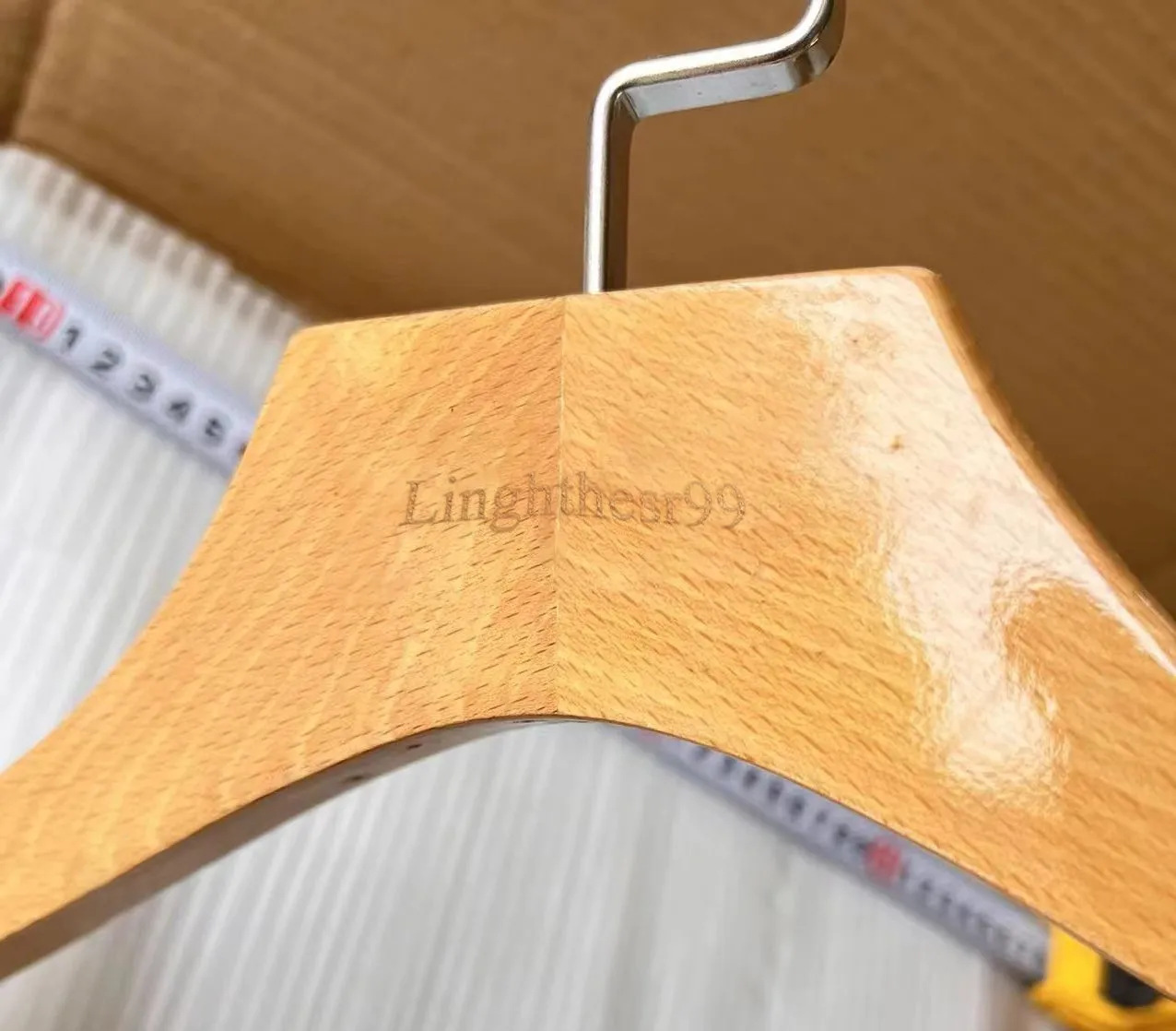 Linghthesr99 Coat stands,Smooth Natural Finish Wooden Dress Hangers