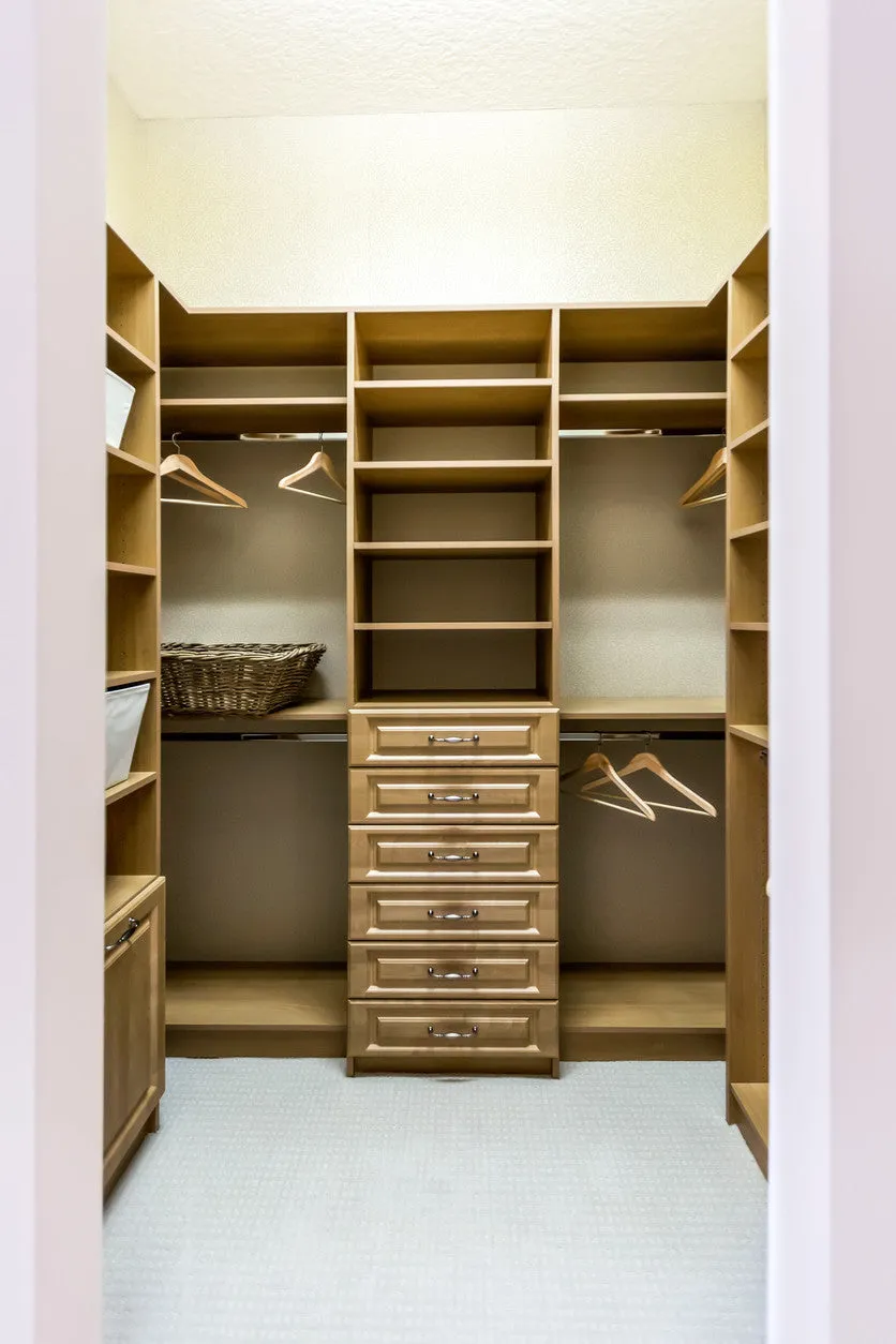 Walk-in Custom Closet Organizers