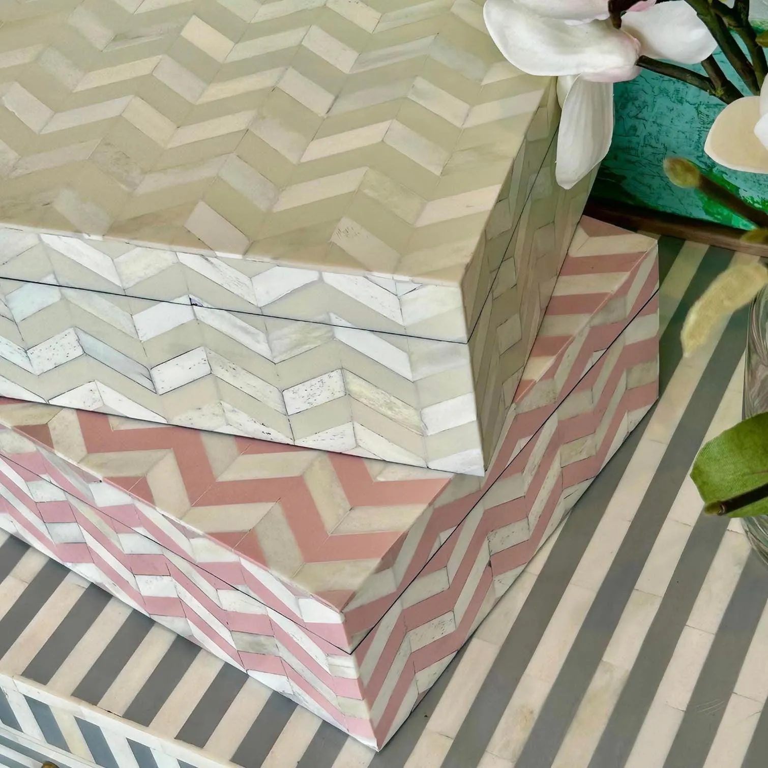 Zig Zag Bone Inlay Box | Pale Pink